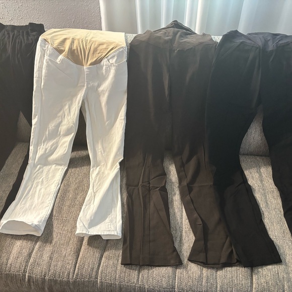 Size small bundle of maternity clothes. - Picture 5 of 13